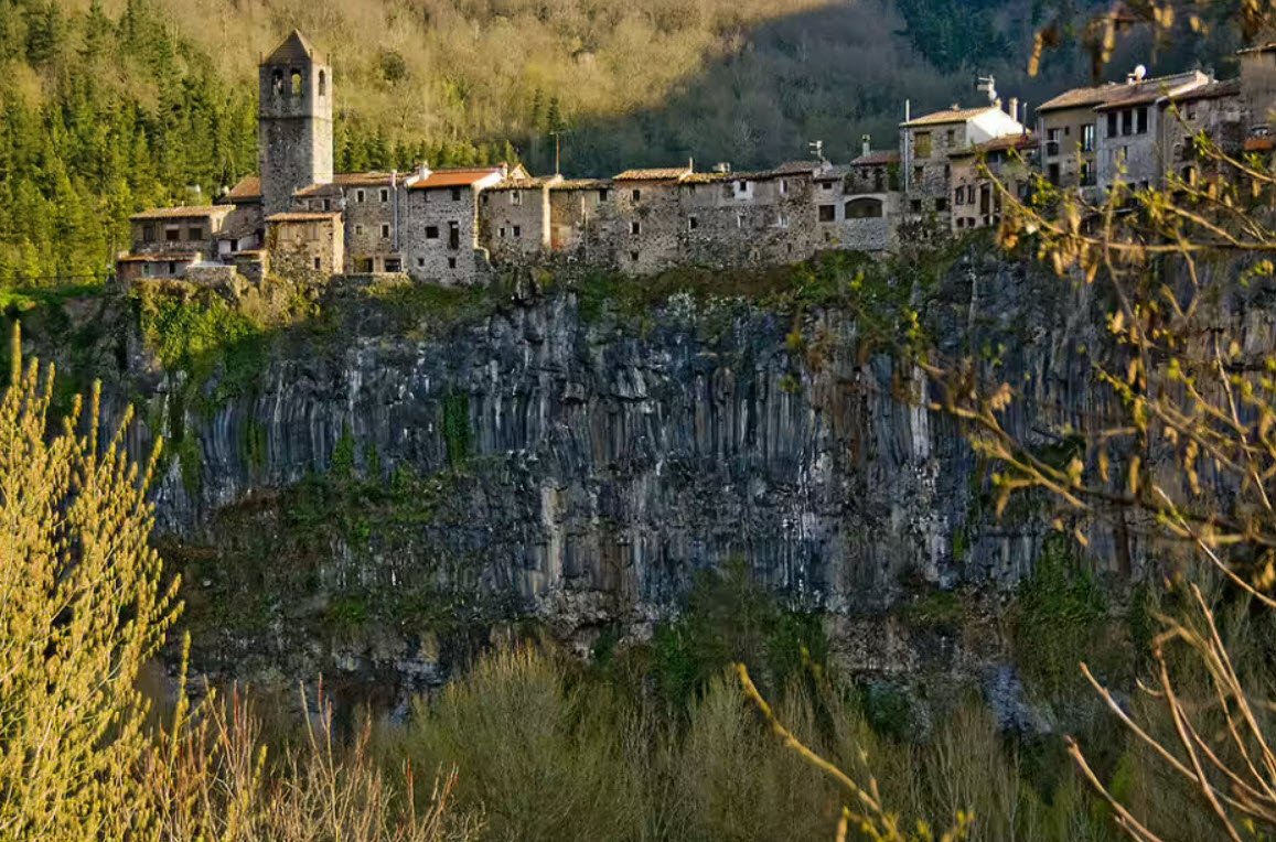 Castell del Piló, Spain